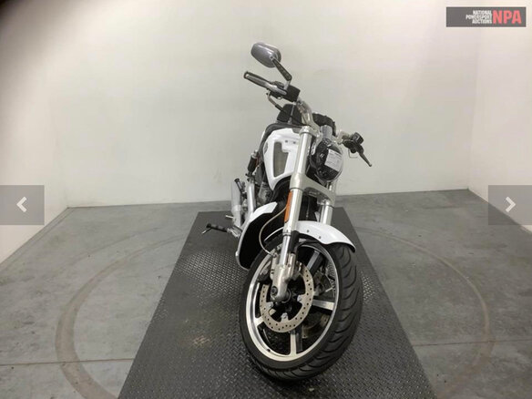 2011 Harley-Davidson V-Rod Muscle, белый, 920000 рублей - вид 2