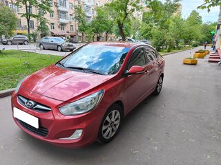 2011 Hyundai Solaris I, красный, 888000 рублей, вид 1