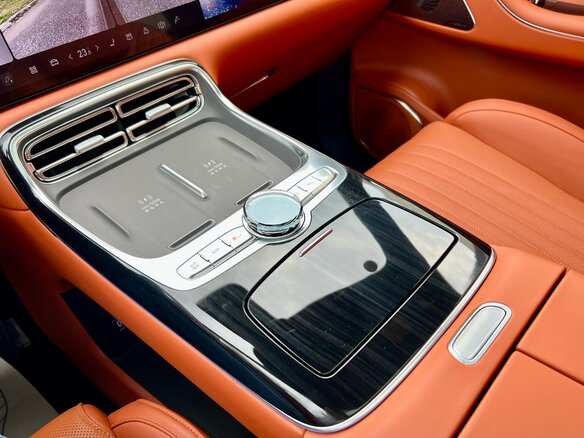 2025 Geely Galaxy M9 210, чёрный - вид 38