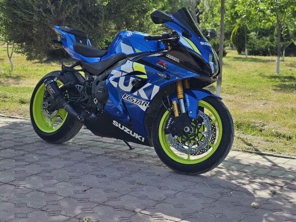 2019 Suzuki GSX-R 1000, синий, 1600000 рублей