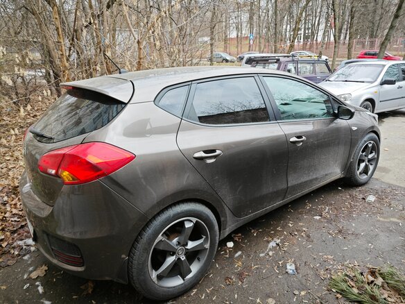 2015 Kia Ceed II Рестайлинг, коричневый, 920000 рублей - вид 3