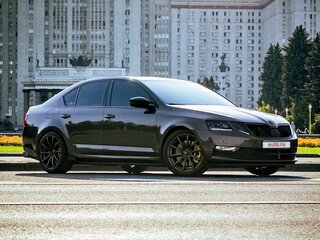 2018 Skoda Octavia III (A7) Рестайлинг, коричневый, 2500000 рублей, вид 2