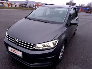 2019 Volkswagen Touran II, серый, 2104705 рублей, вид 1