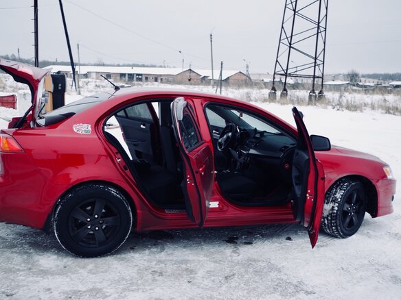 2007 Mitsubishi Lancer X, красный - вид 10