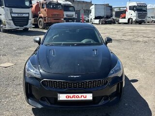 2021 Kia Stinger I Рестайлинг, чёрный, 3165000 рублей, вид 2