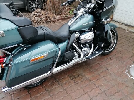 2020 Harley-Davidson Road Glide Limited, зелёный, 3200000 рублей, вид 4