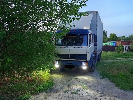 1992 Mercedes-Benz 1320, белый, 1300000 рублей, вид 2