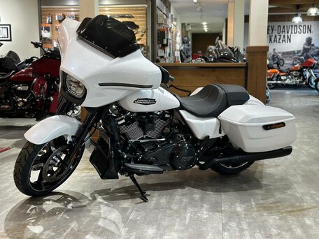 2025 Harley-Davidson Street Glide, белый, 3800000 рублей, вид 1