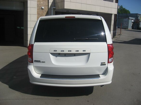 2012 Dodge Caravan Grand V, белый - вид 4