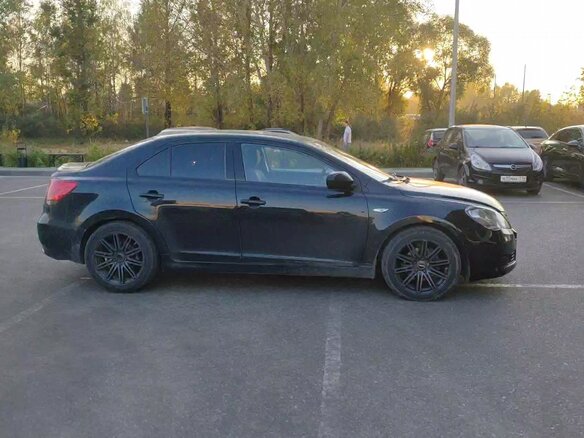 2011 Suzuki Kizashi, чёрный, 1050000 рублей - вид 4