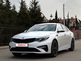 2019 Kia Optima IV Рестайлинг, белый, 1450000 рублей, вид 1