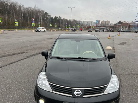 2008 Nissan Tiida I, чёрный, 420000 рублей - вид 1