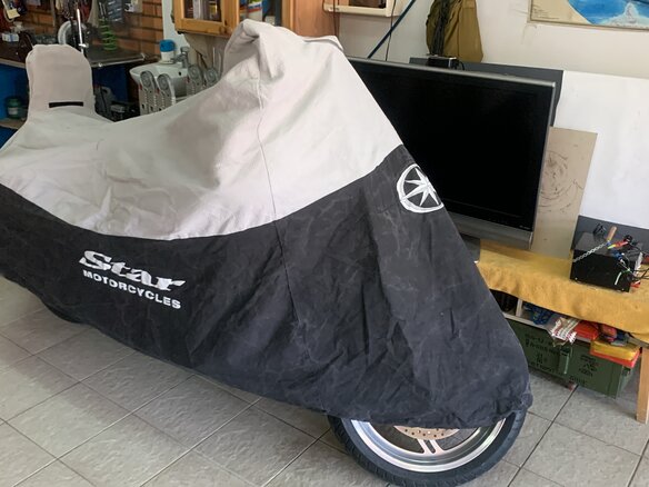 2013 Triumph Thunderbird 1600, красный, 1280000 рублей - вид 5