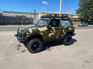 2001 Lada (ВАЗ) 2121 (4x4) I Рестайлинг, зелёный, 600000 рублей, вид 2