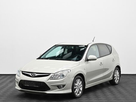2010 Hyundai i30 I Рестайлинг, бежевый, 519000 рублей, вид 3