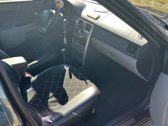 2013 Lada (ВАЗ) Priora I Рестайлинг, зелёный, 400000 рублей - вид 29