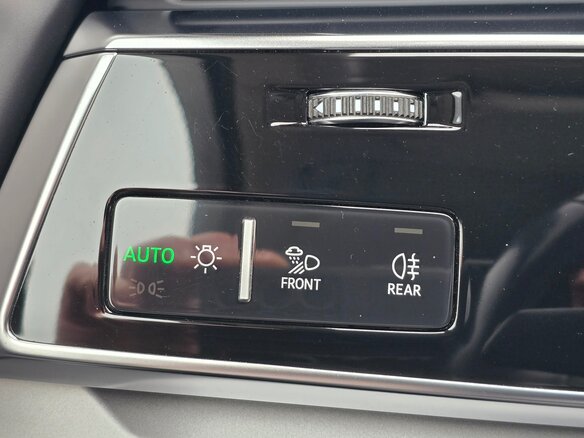 2019 Audi Q7 45 TDI II (4M) Рестайлинг, синий, 6650000 рублей - вид 16
