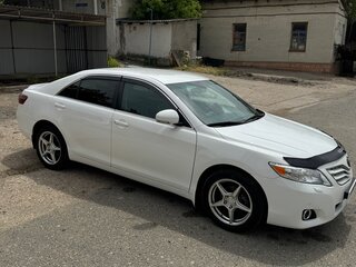 2010 Toyota Camry VI (XV40) Рестайлинг, белый, 1220000 рублей, вид 1