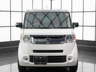 2016 Honda N-BOX Slash I, белый, 939000 рублей, вид 2
