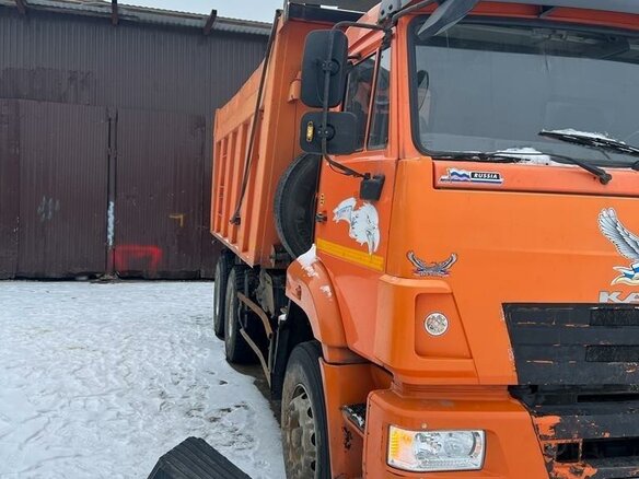 2013 КамАЗ 6520, оранжевый, 1300000 рублей - вид 1