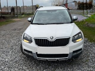 2014 Skoda Yeti I Рестайлинг, белый, 870000 рублей, вид 1