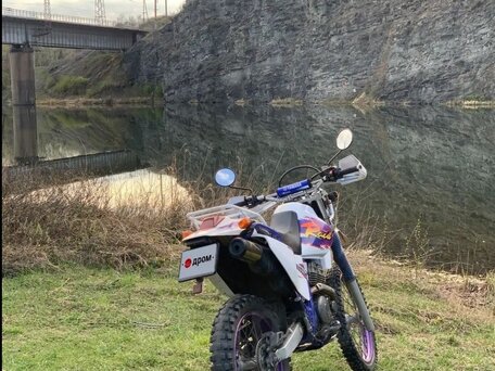 1995 Yamaha TT-R250, белый, 350000 рублей, вид 4