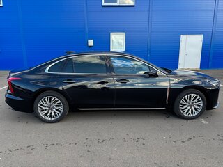 2024 Hongqi H5 II, чёрный, 2990000 рублей, вид 2