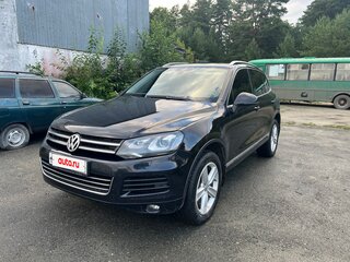 2010 Volkswagen Touareg II, чёрный, 1920000 рублей, вид 2