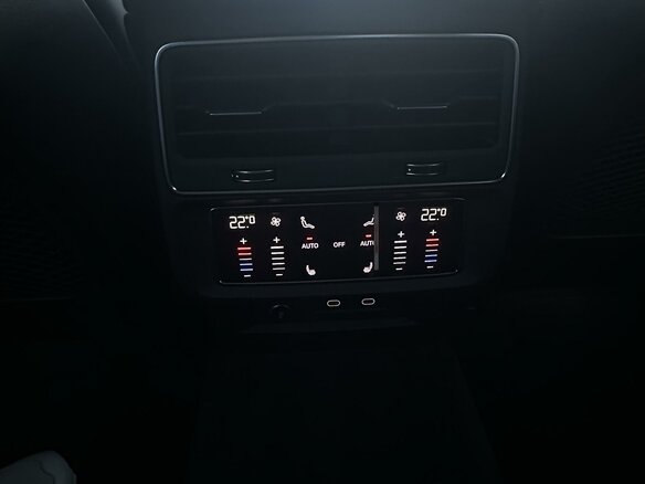 2021 Audi Q8 45 TDI I (4M), белый, 8700000 рублей - вид 5