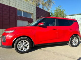 2019 Kia Soul III, красный, 1770000 рублей, вид 5