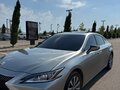 2019 Lexus ES 200 VII, серый - вид 1