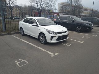 2018 Kia Rio IV, белый, 1250000 рублей, вид 1