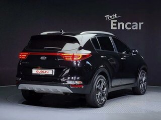 2021 Kia Sportage IV Рестайлинг, чёрный, 1950000 рублей, вид 3