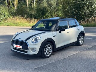 2016 Mini Hatch Cooper III (F55/F56), белый, 1450000 рублей, вид 1