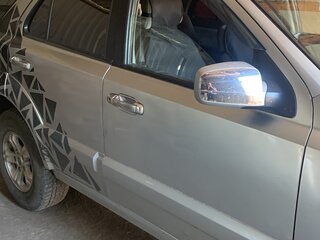2002 Kia Sorento 4-speed I, серебристый, 600000 рублей, вид 4