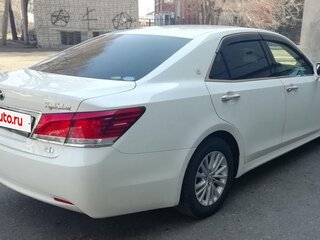 2016 Toyota Crown XIV (S210) Рестайлинг, белый, 2150000 рублей, вид 4