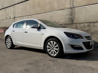 2013 Opel Astra J Рестайлинг, белый, 1050000 рублей, вид 5