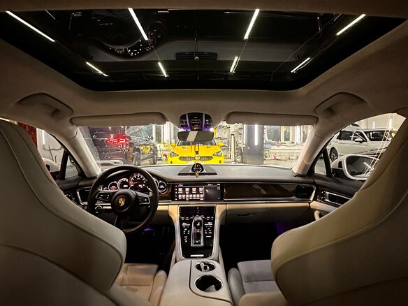 2021 Porsche Panamera 4S Sport Turismo II Рестайлинг, белый, 12000000 рублей - вид 22