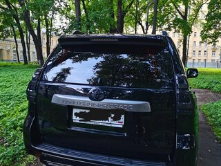2019 Toyota Land Cruiser Prado 150 Series Рестайлинг 2, чёрный, 4300000 рублей, вид 5