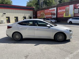 2018 Hyundai Elantra VI (AD) Рестайлинг, серебристый, 1180000 рублей, вид 4