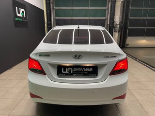 2014 Hyundai Solaris I Рестайлинг, белый, 890000 рублей, вид 5