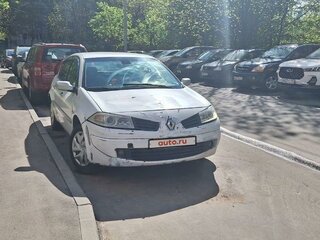2008 Renault Megane II Рестайлинг, белый, 175000 рублей, вид 2