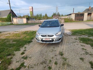 2013 Hyundai Solaris I, серебристый, 850000 рублей, вид 1
