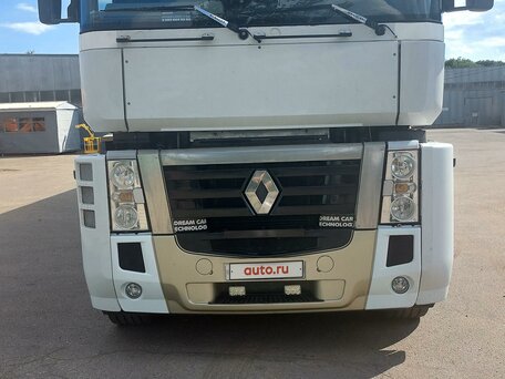2011 Renault Magnum, белый, 3950000 рублей, вид 2