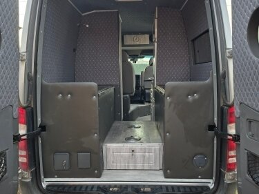2012 Mercedes-Benz Sprinter, серебристый, 3000000 рублей, вид 4