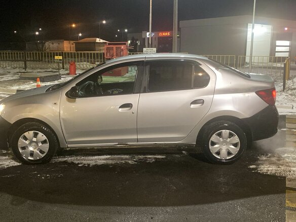 2014 Renault Logan II, серый, 450000 рублей - вид 2