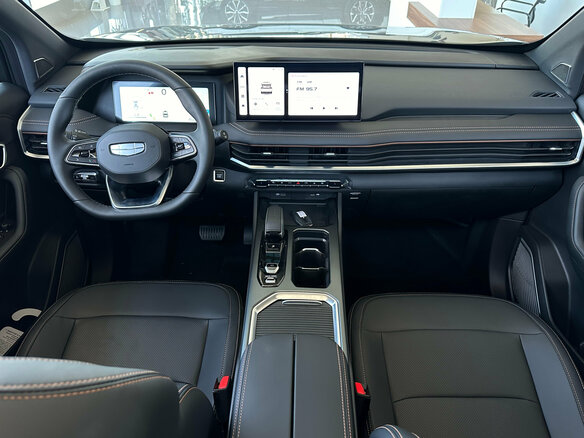 2025 Geely Okavango I Рестайлинг, синий - вид 12