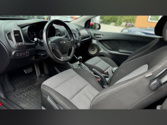 2013 Kia Cerato Koup III, красный, 1250000 рублей - вид 11