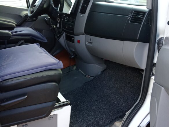 2010 Mercedes-Benz Sprinter, белый, 2600000 рублей - вид 5