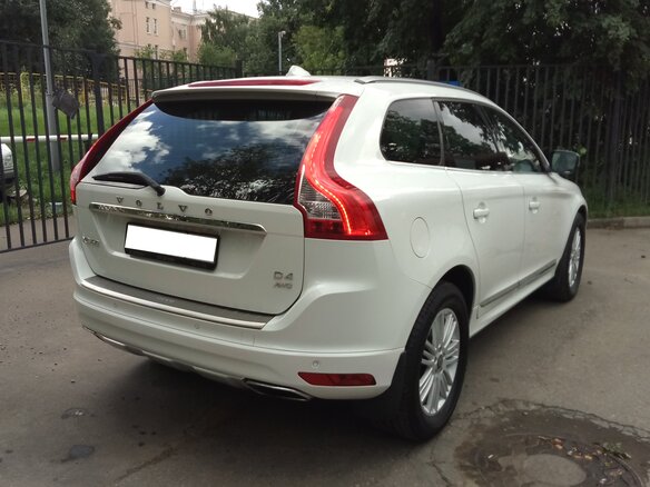 2013 Volvo XC60 I Рестайлинг, белый - вид 4